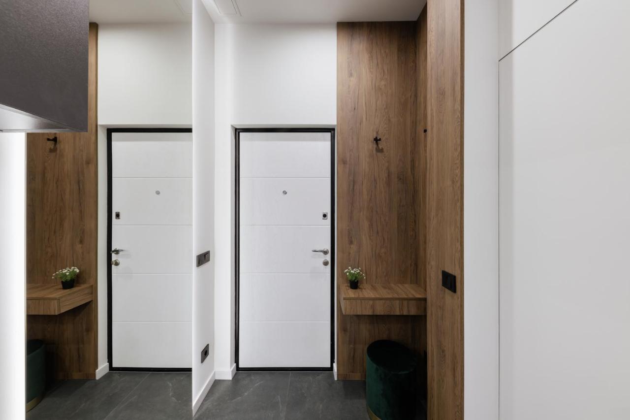 אוזהורוד Luxury Apartments Smart House מראה חיצוני תמונה