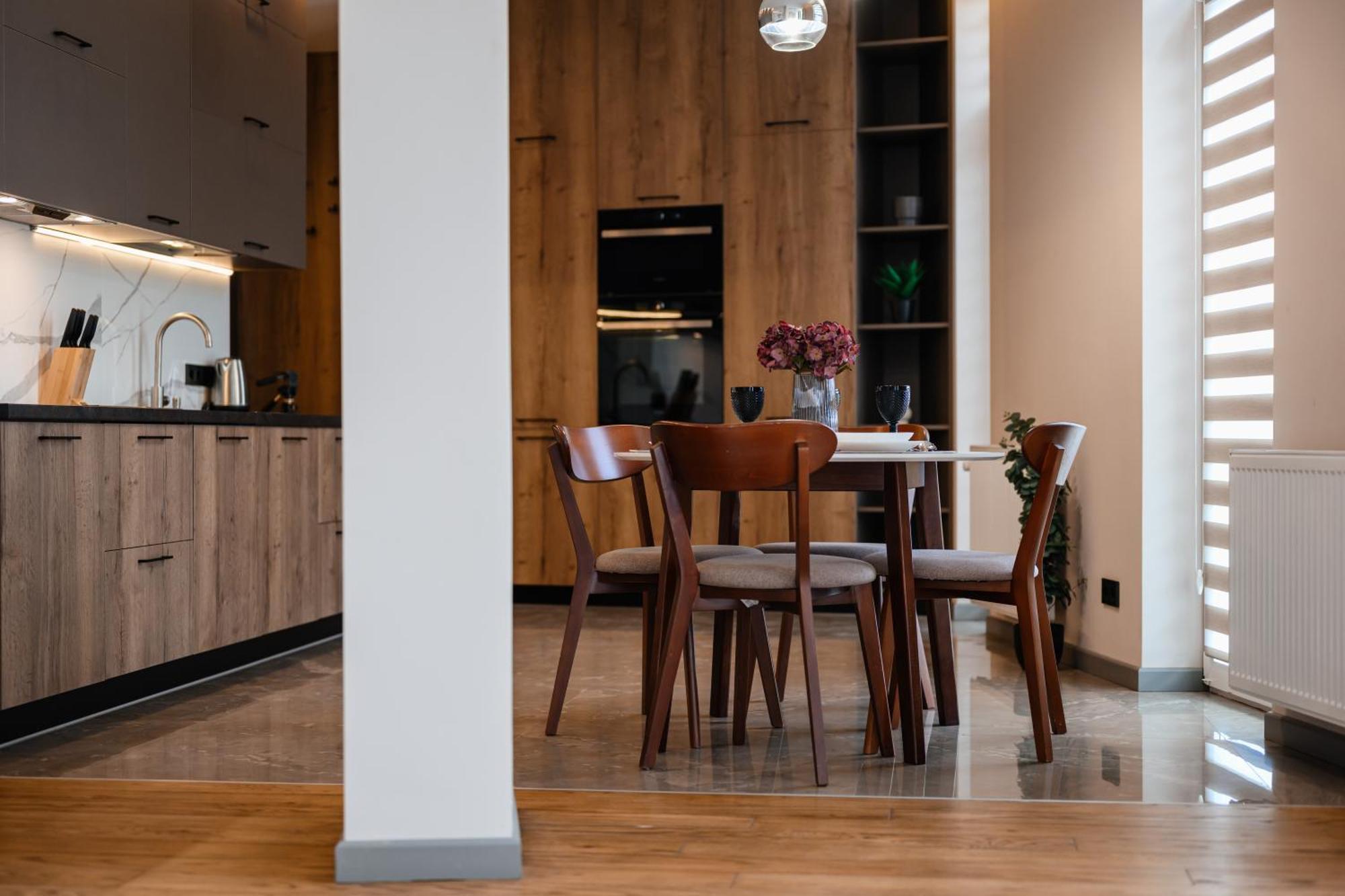 אוזהורוד Luxury Apartments Smart House מראה חיצוני תמונה