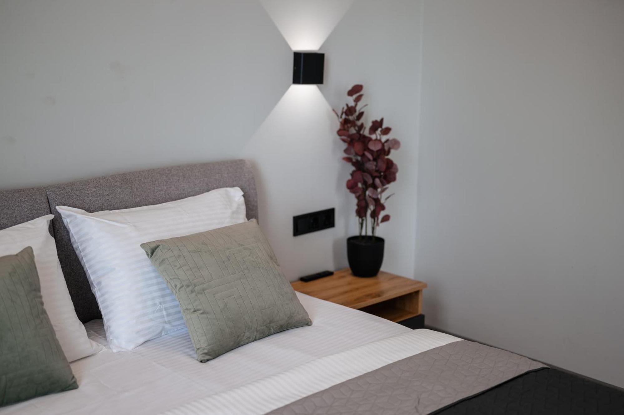 אוזהורוד Luxury Apartments Smart House מראה חיצוני תמונה